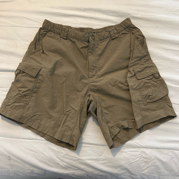 💜 2 for $30 / The North Face Beige Hiking Shorts - Picture 1 of 6
